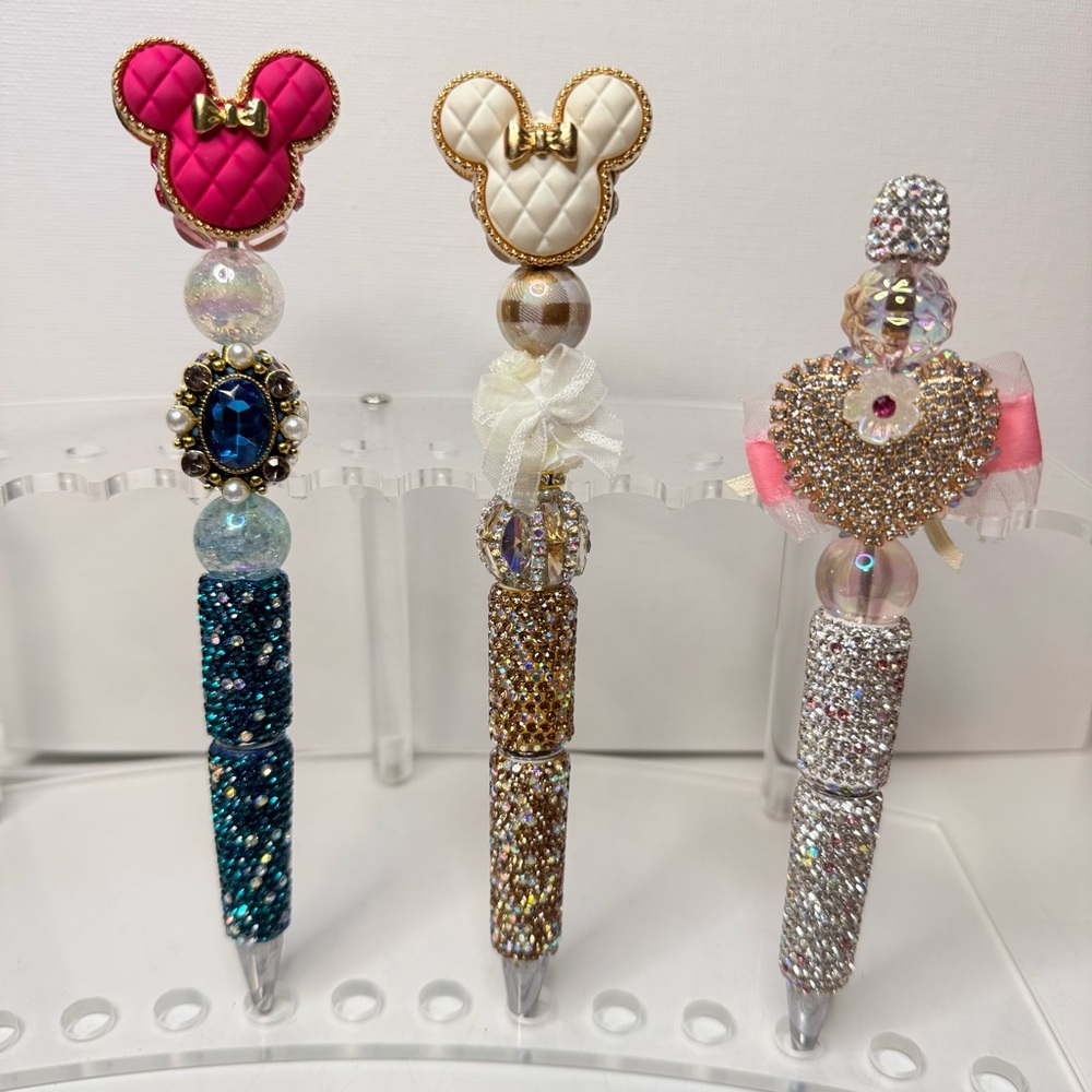 ✨Sparkling Decorative Pens with Mouse Design. Price is for one pen. 🖊️✨